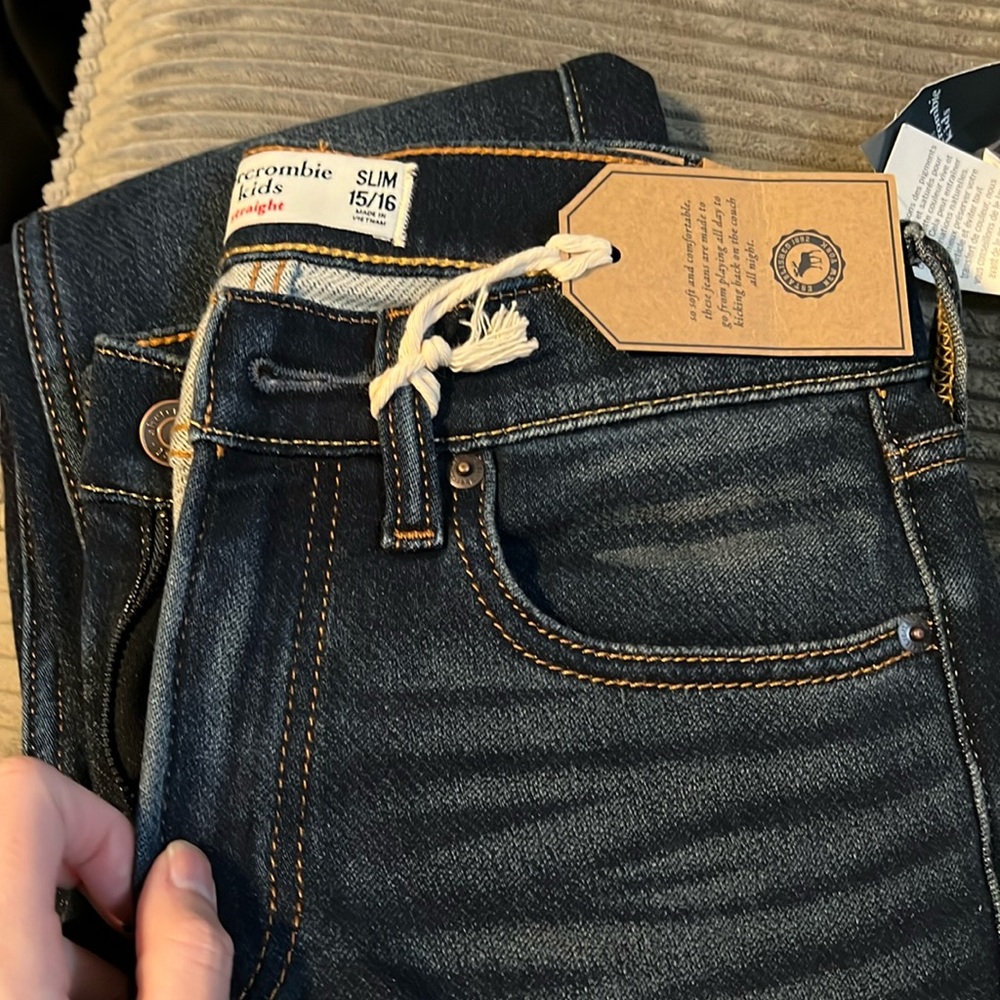 Abercrombie kids straight slim jeans 15/16 NWT